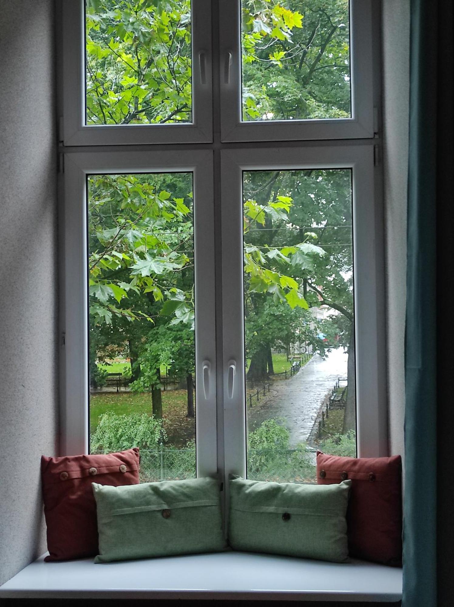 Girls Hostel Krasków Eksteriør bilde