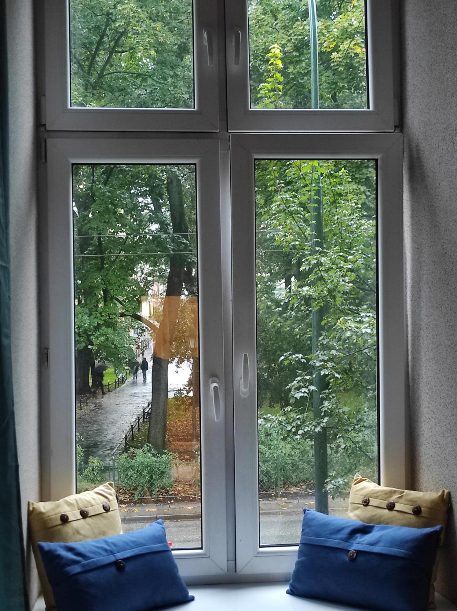Girls Hostel Krasków Eksteriør bilde
