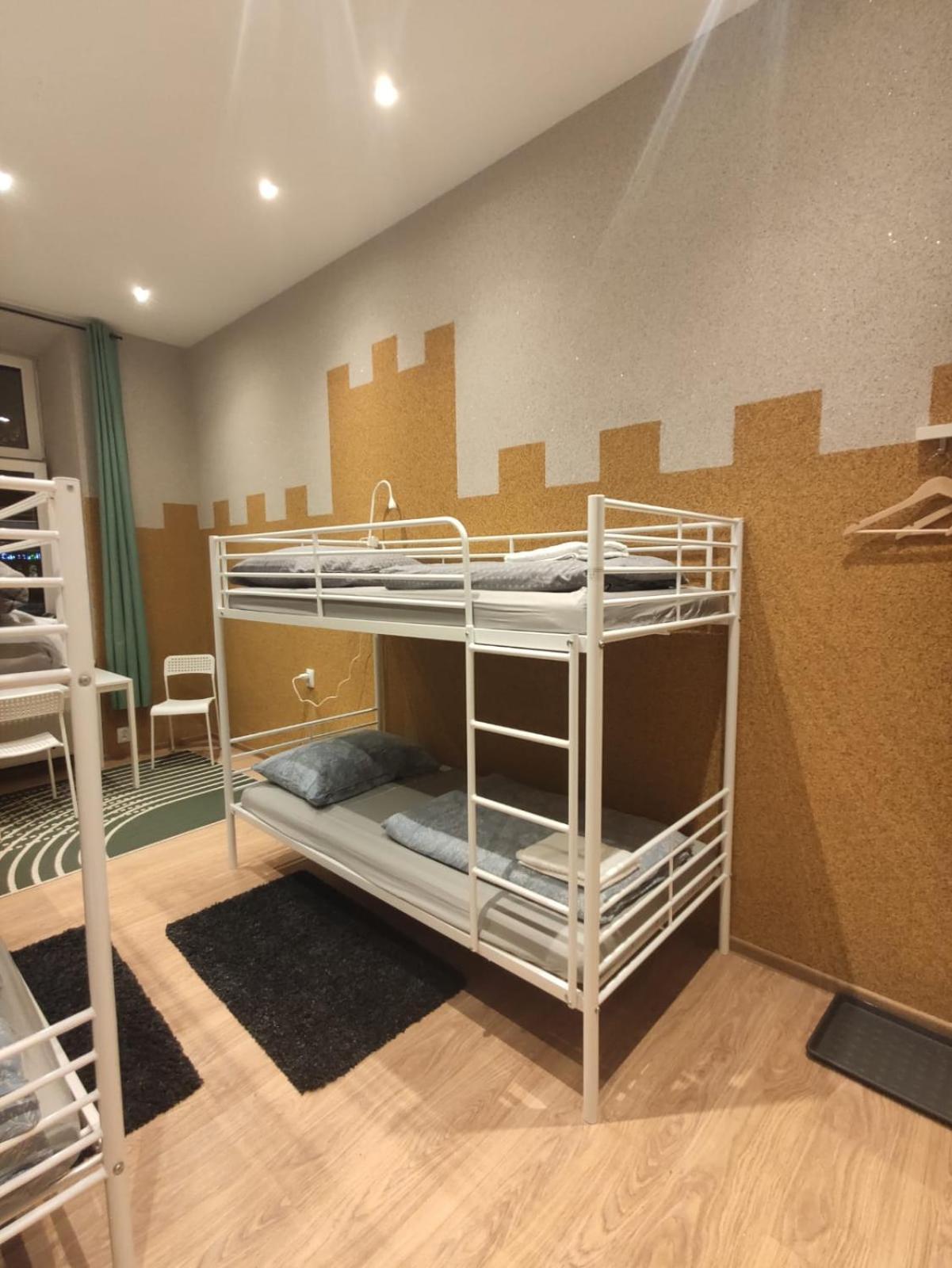 Girls Hostel Krasków Eksteriør bilde
