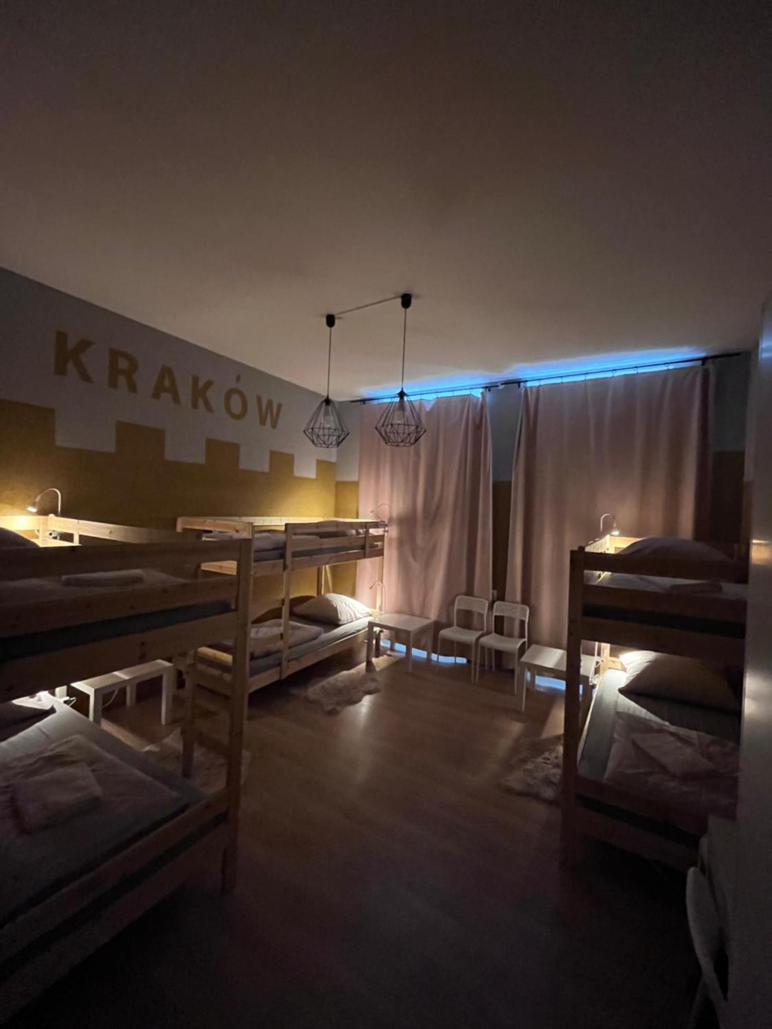 Girls Hostel Krasków Eksteriør bilde