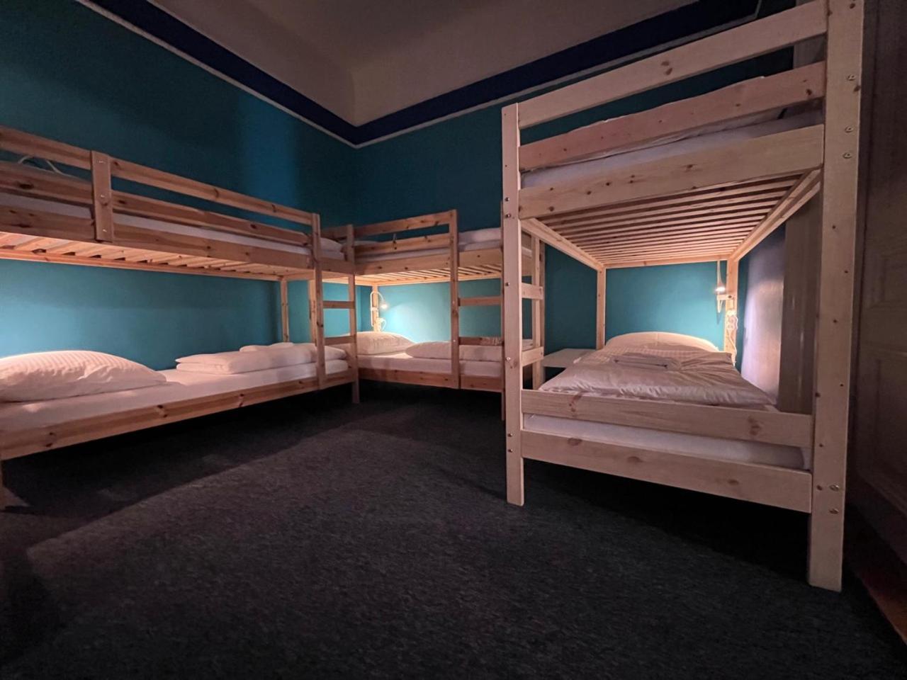 Girls Hostel Krasków Eksteriør bilde