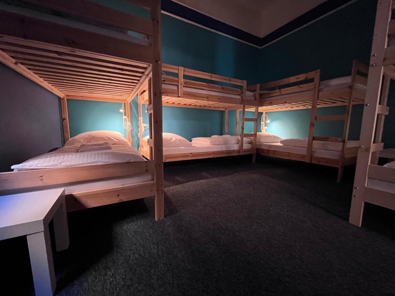 Girls Hostel Krasków Eksteriør bilde